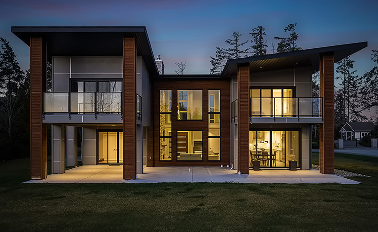 Soare-Contracting-Flatroofing-Modern-Waterfront-Executive-1